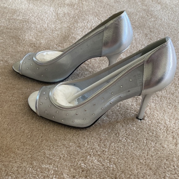 Stuart Weitzman - Sparkler open toe shoes - Picture 2 of 7